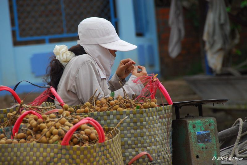 Lychee market.jpg